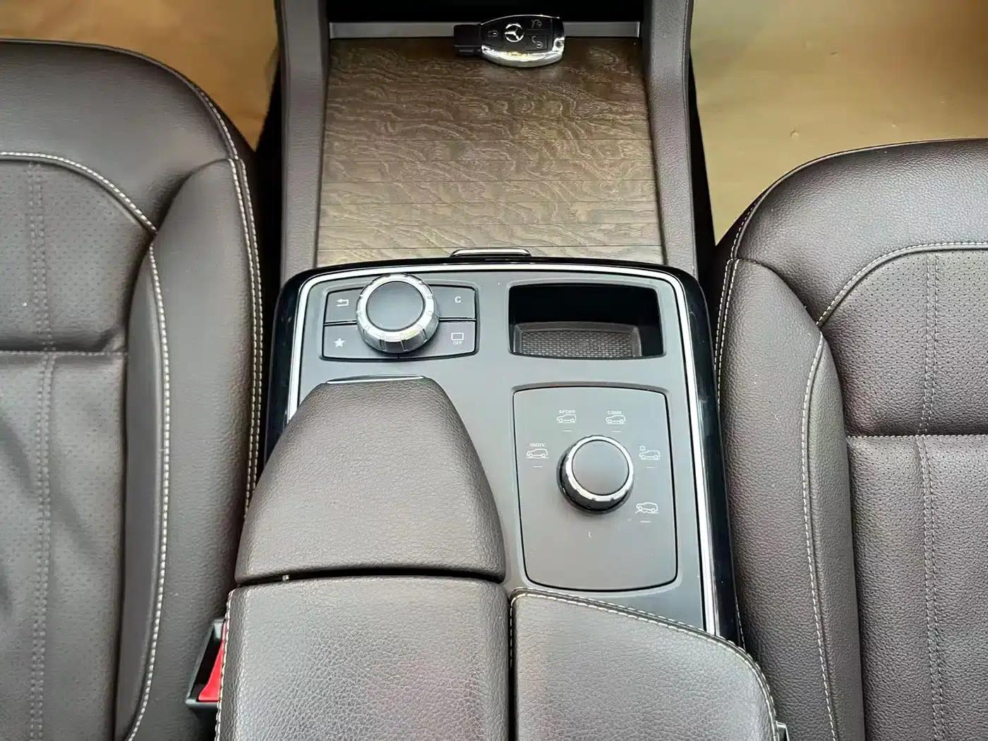 Imported Mercedes-Benz GLE 2016 GLE 320 4MATIC Luxury — миниатюра 14