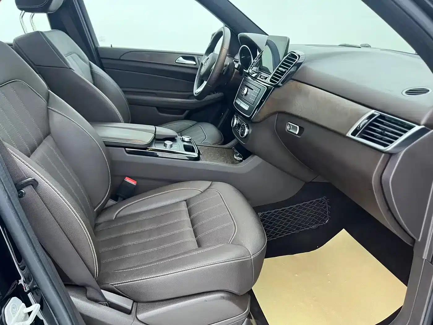 Imported Mercedes-Benz GLE 2016 GLE 320 4MATIC Luxury — миниатюра 5