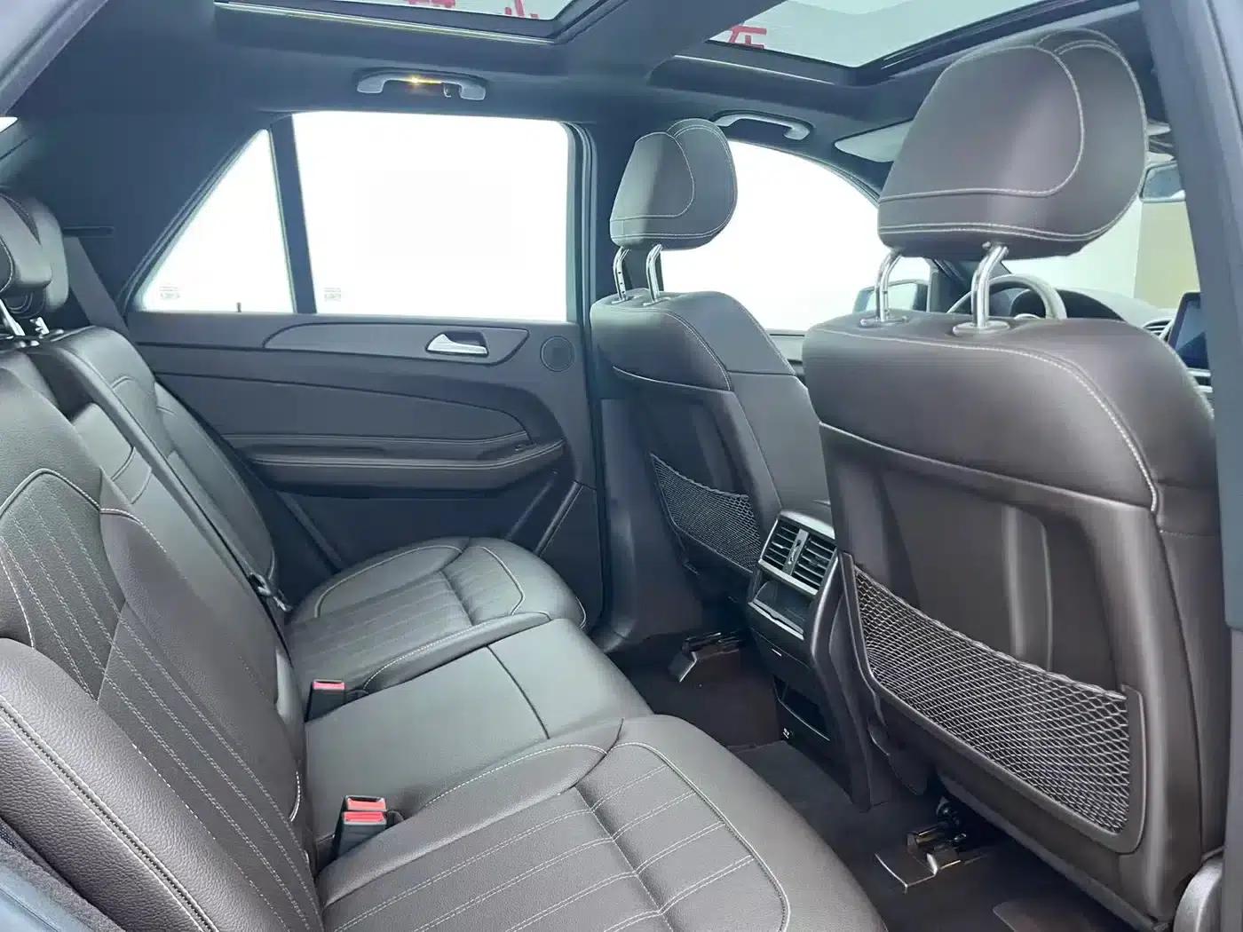 Imported Mercedes-Benz GLE 2016 GLE 320 4MATIC Luxury — миниатюра 6