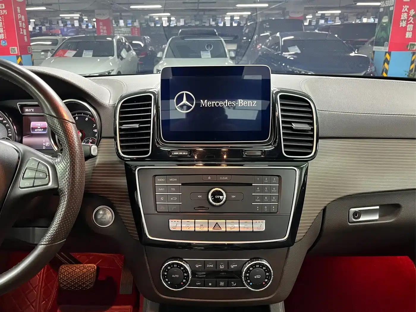 Imported Mercedes-Benz GLE 2018 GLE 320 4MATIC Dynamic Limited Edition — миниатюра 13