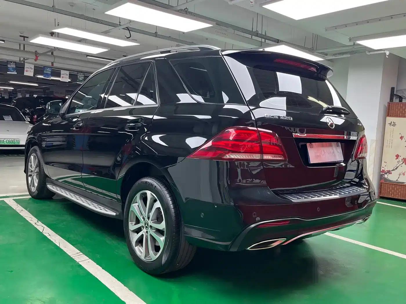 Imported Mercedes-Benz GLE 2018 GLE 320 4MATIC Dynamic Limited Edition — миниатюра 4