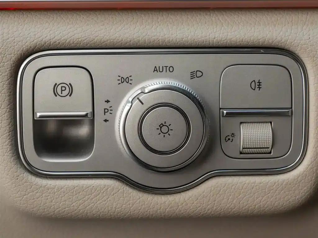 Imported Mercedes-Benz GLE 2022 Facelift GLE 350 4MATIC Fashion Model — миниатюра 15