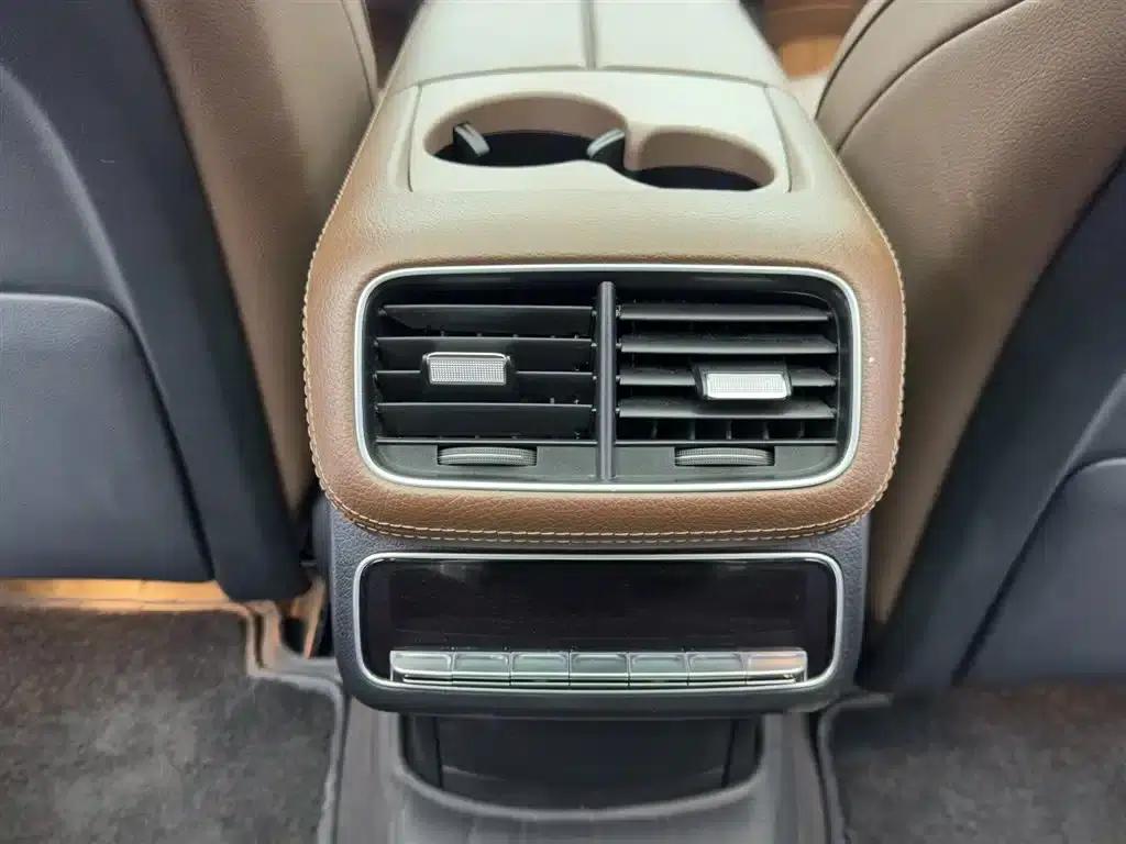 Mercedes-Benz GLE PHEV 2024 GLE 400 e 4MATIC — миниатюра 11