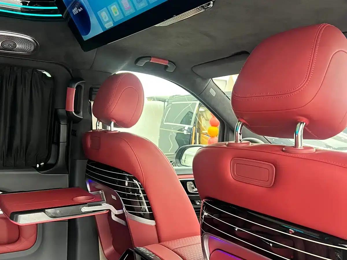 2024 Mercedes-Benz V-Class V 300 L Long Wheelbase Premium Edition — миниатюра 9