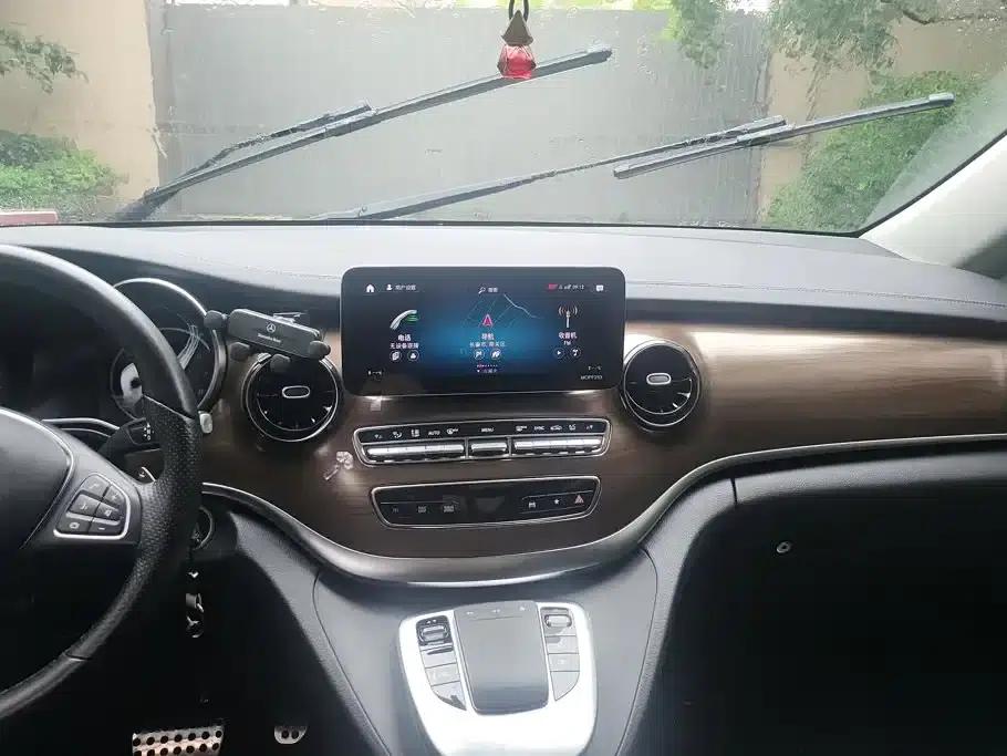 Mercedes-Benz V-Class 2020 V 260 L Long Wheelbase Luxury Edition — миниатюра 13