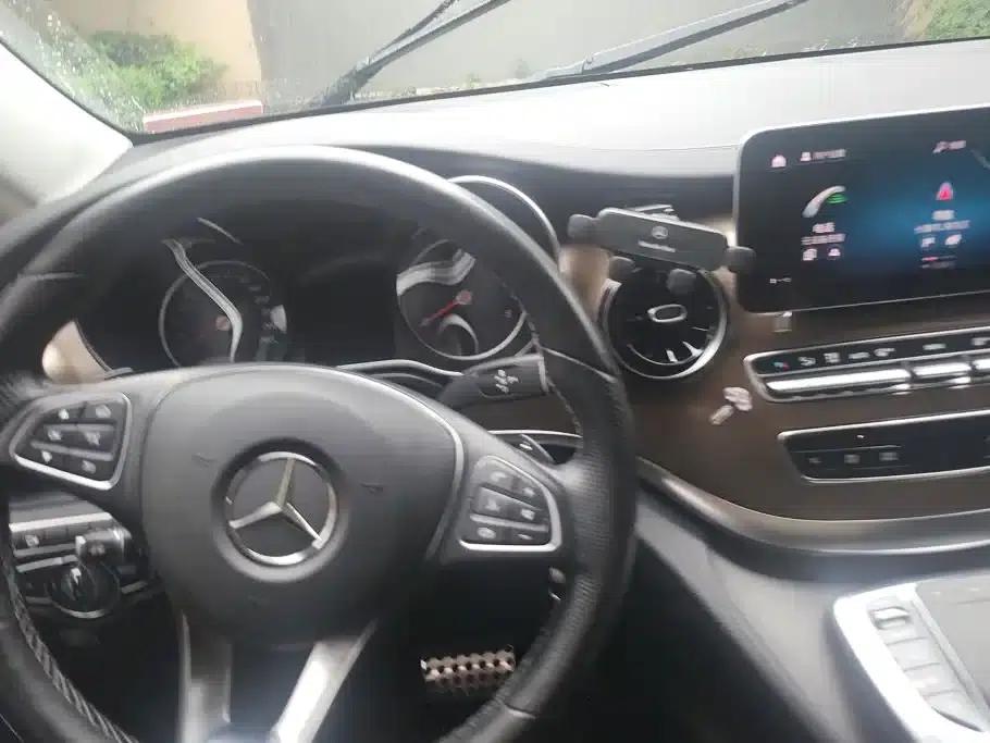 Mercedes-Benz V-Class 2020 V 260 L Long Wheelbase Luxury Edition — миниатюра 16