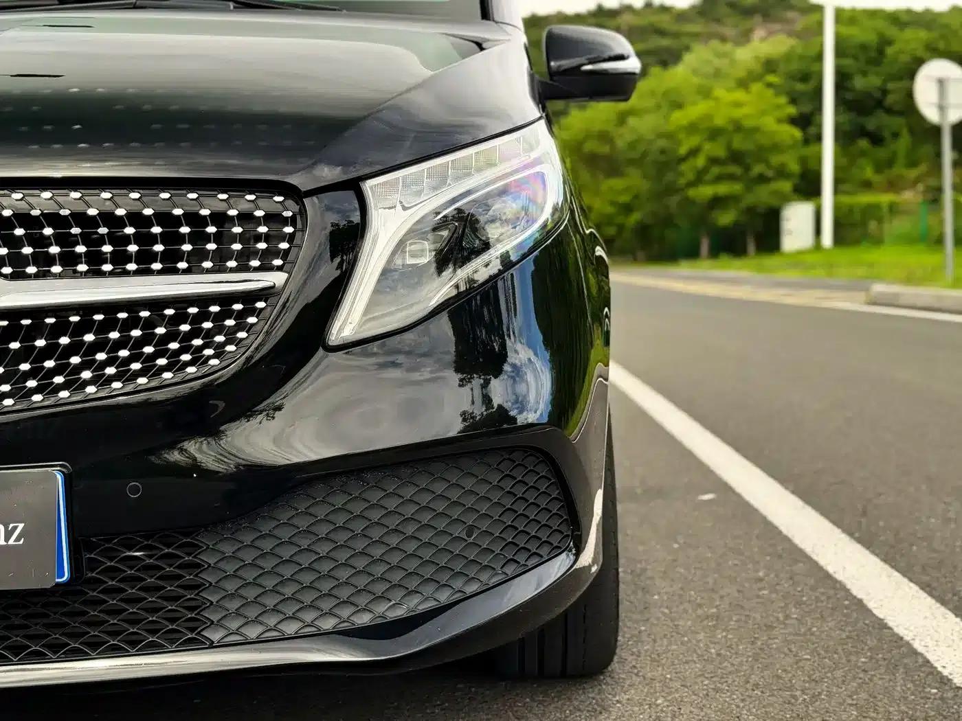 Mercedes-Benz V-Class 2022 V 260 Navigator Edition — миниатюра 8