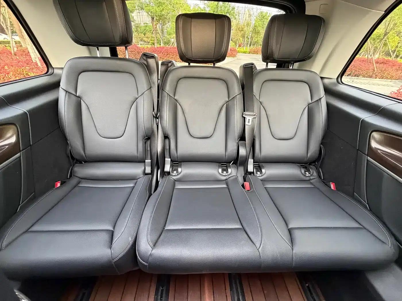 Mercedes-Benz V-Class 2021 V 260 Navigator Edition — миниатюра 19