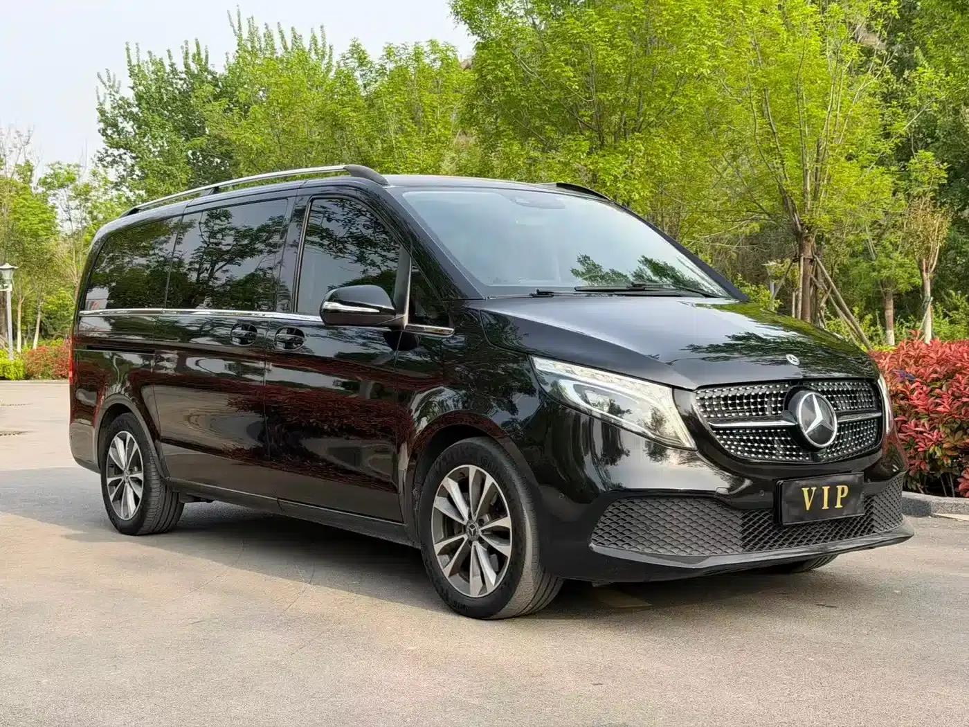 Mercedes-Benz V-Class 2021 V 260 Navigator Edition — миниатюра 3
