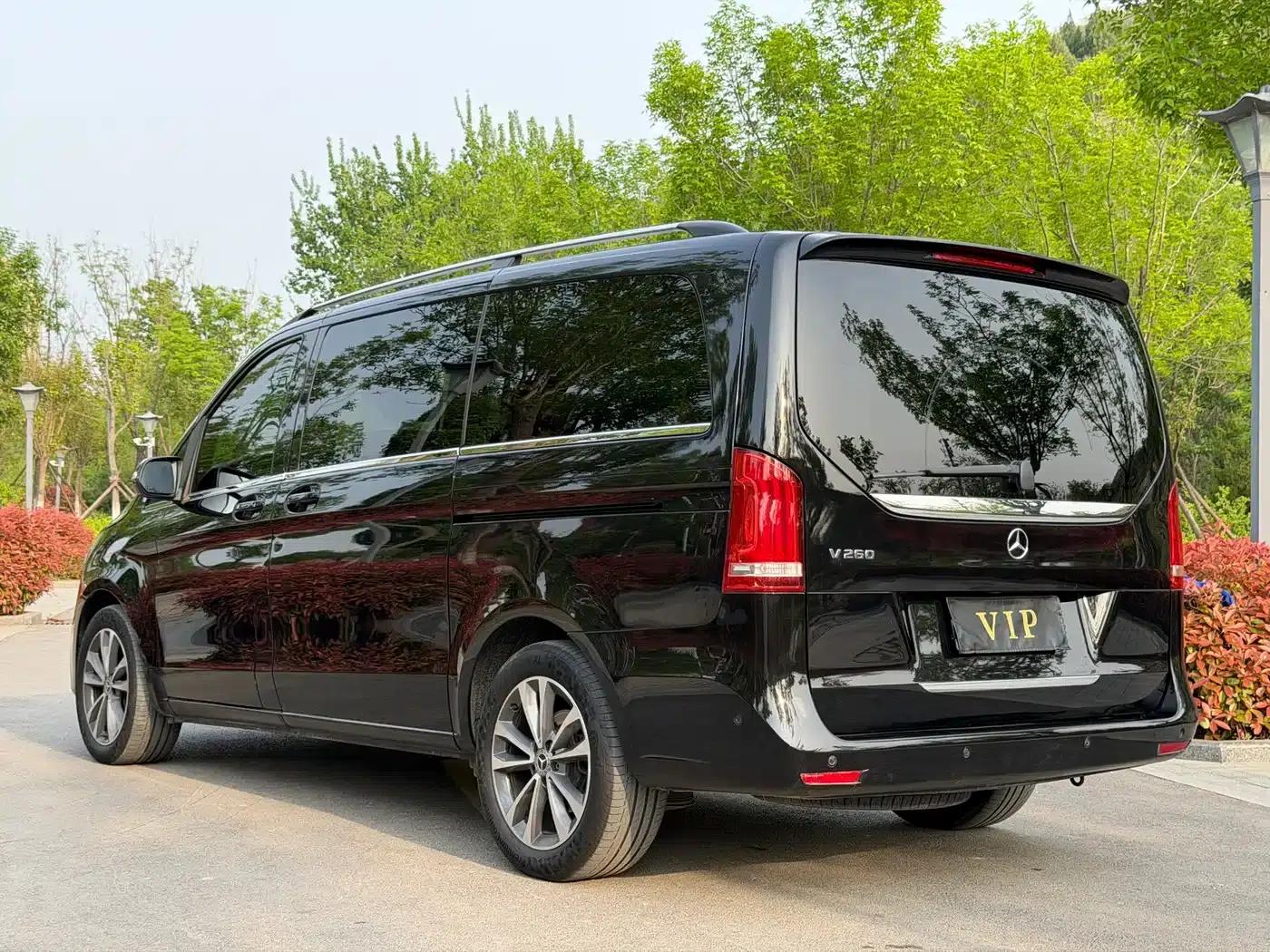 Mercedes-Benz V-Class 2021 V 260 Navigator Edition — миниатюра 30