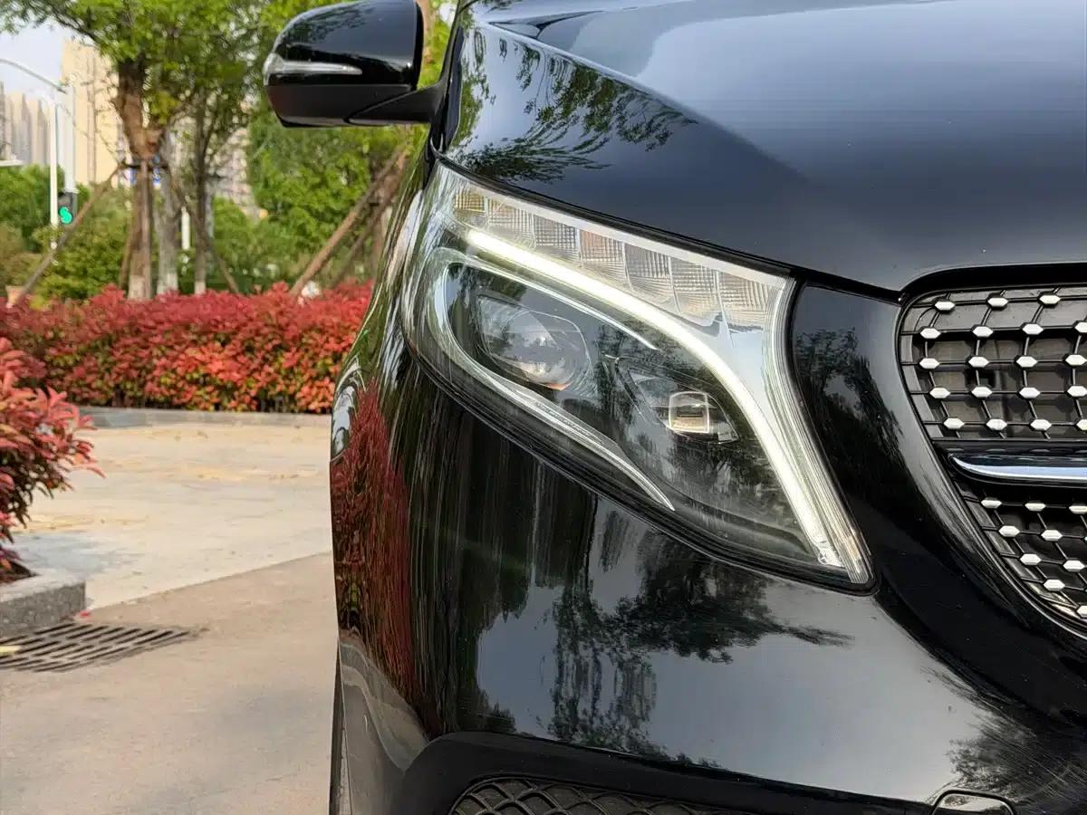 Mercedes-Benz V-Class 2021 V 260 Navigator Edition — миниатюра 4