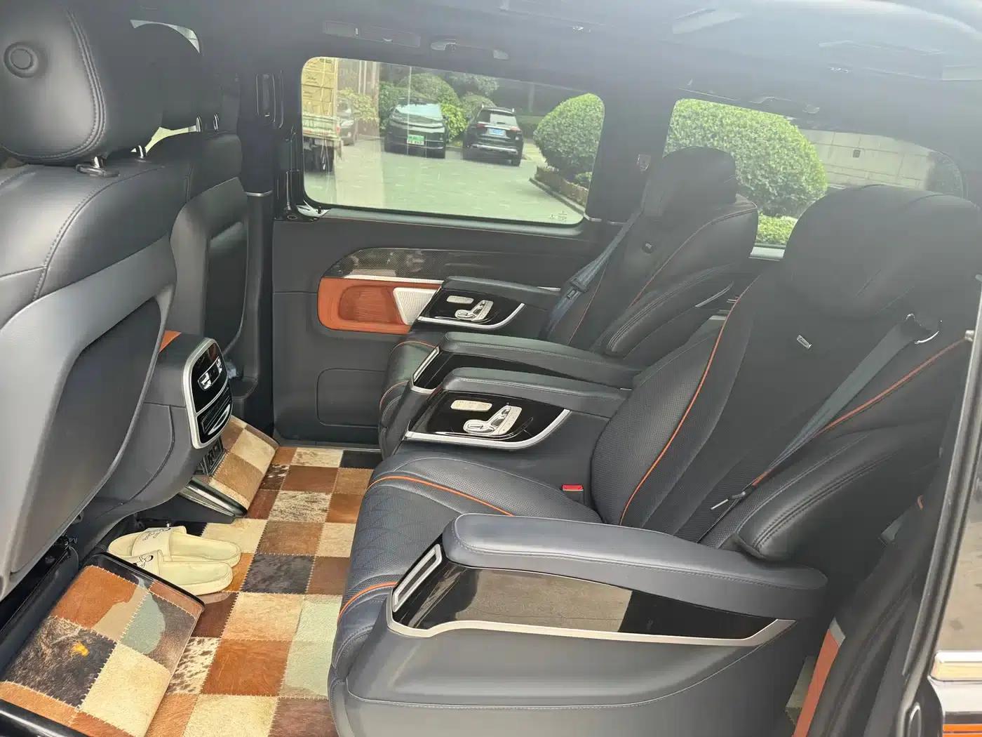 Mercedes-Benz V-Class 2018 V 260 L Premium Extended Edition (China VI Emission Standard) — миниатюра 6