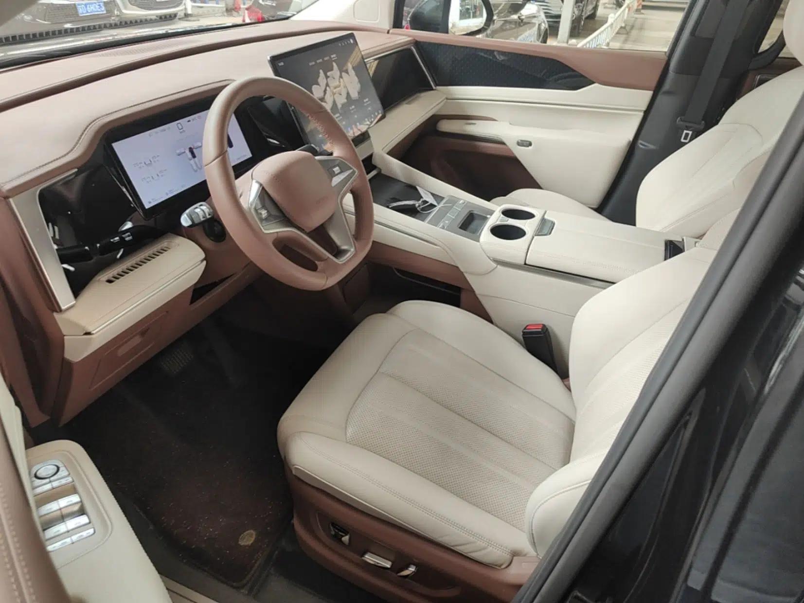 BYD Xia 2025 DM-i 1.5T 180km Excellence Model — миниатюра 17