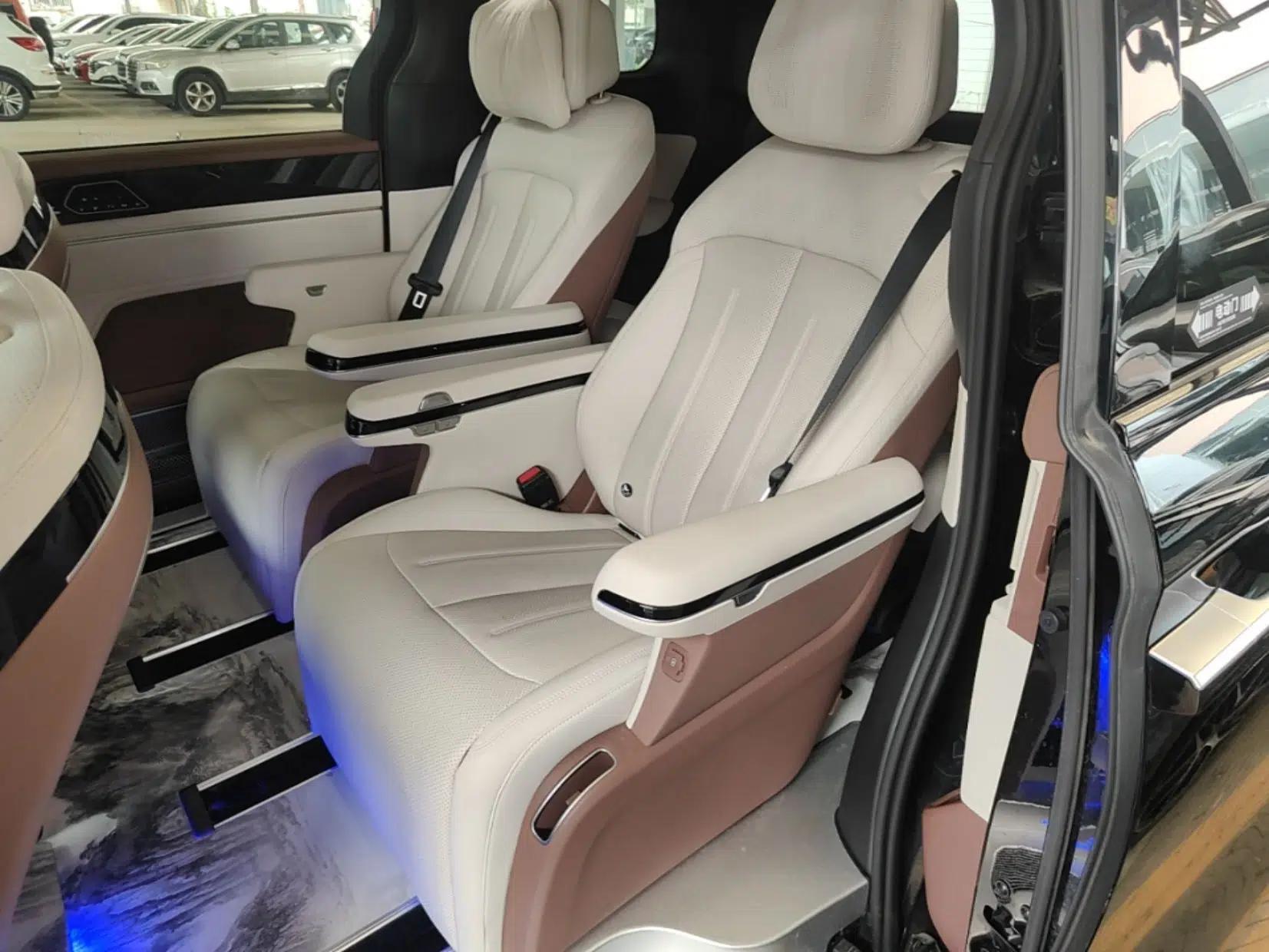 BYD Xia 2025 DM-i 1.5T 180km Excellence Model — миниатюра 20