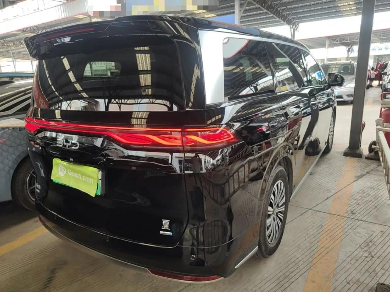 BYD Xia 2025 DM-i 1.5T 180km Excellence Model — миниатюра 6
