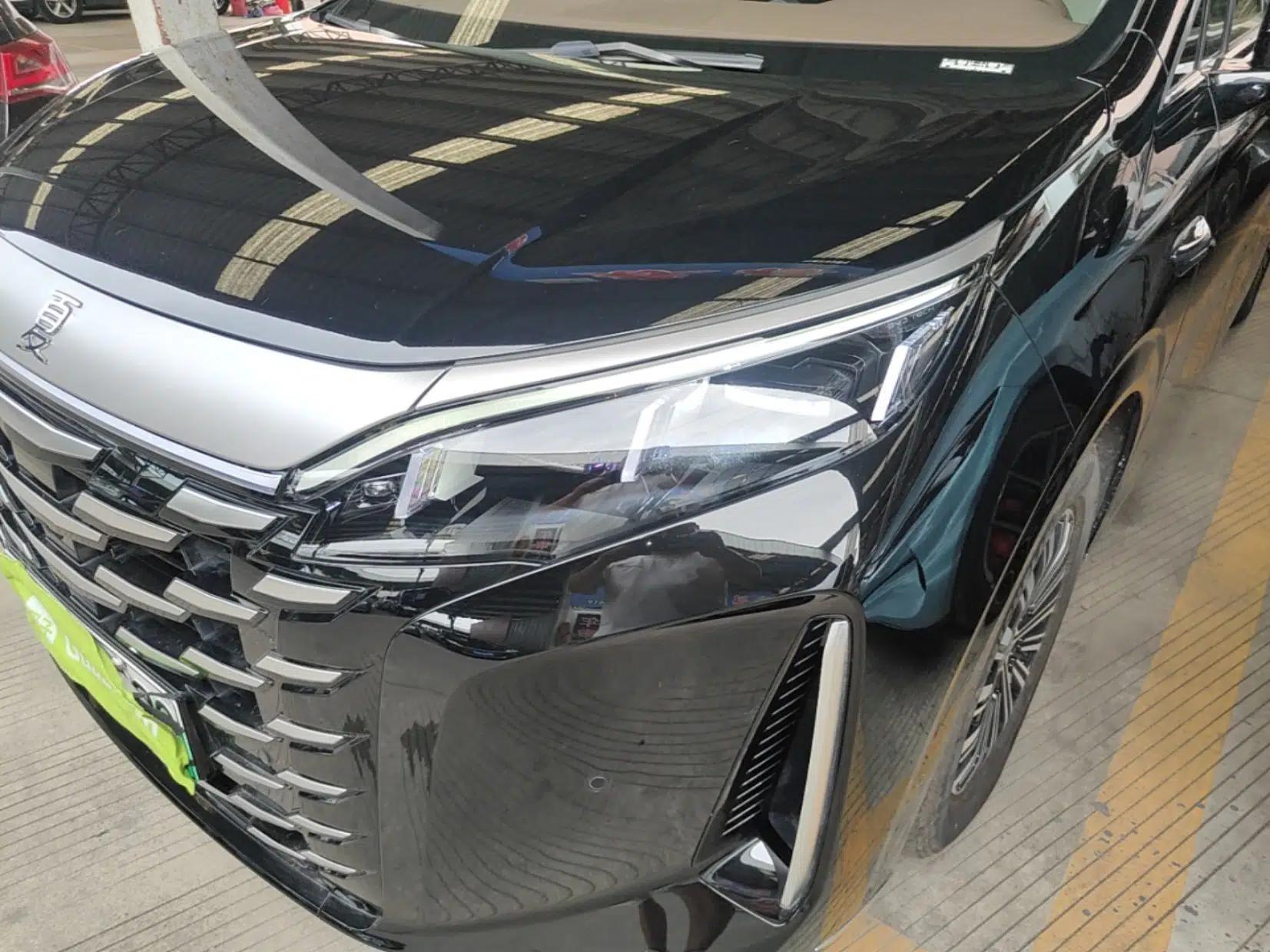 BYD Xia 2025 DM-i 1.5T 180km Excellence Model — миниатюра 8