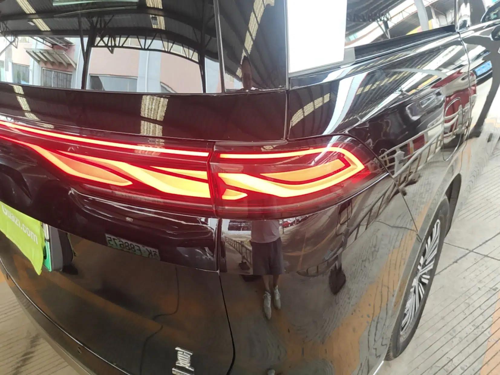 BYD Xia 2025 DM-i 1.5T 180km Excellence Model — миниатюра 9