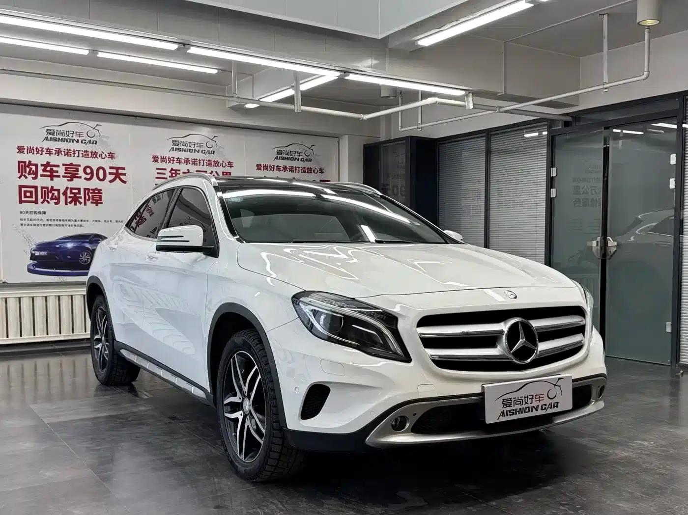 2016 Mercedes-Benz GLA 220 4MATIC Fashion Edition — миниатюра 3