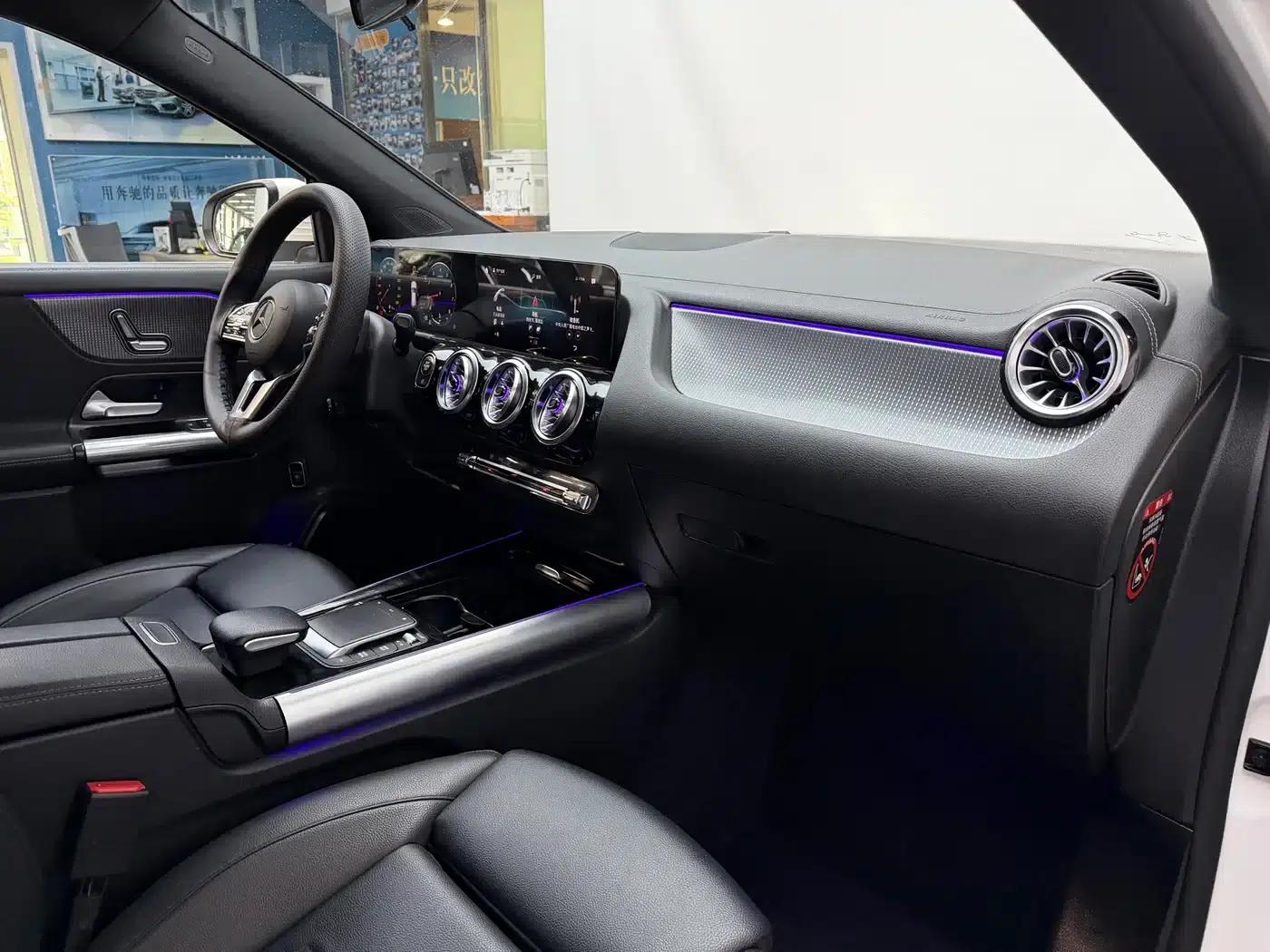2022 Mercedes-Benz GLA 200 — миниатюра 16