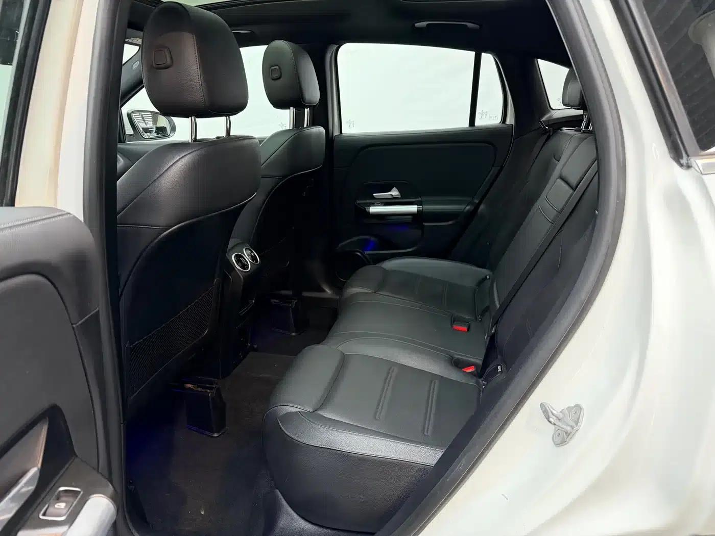 2022 Mercedes-Benz GLA 200 — миниатюра 9