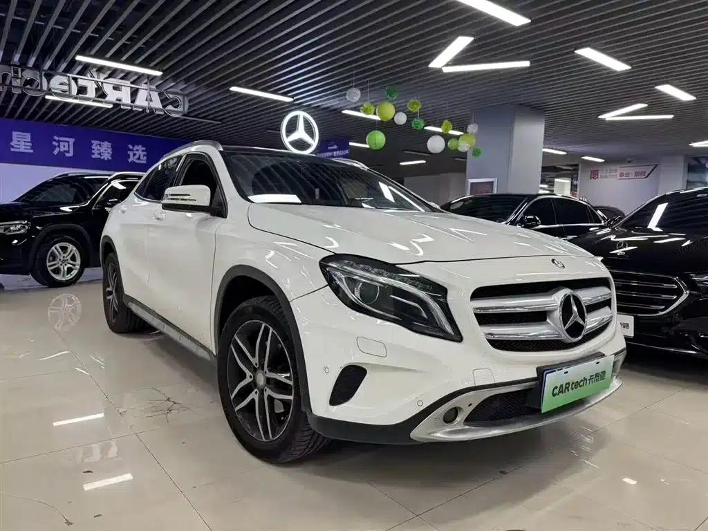 2016 Mercedes-Benz GLA 220 4MATIC Fashion Edition — миниатюра 3