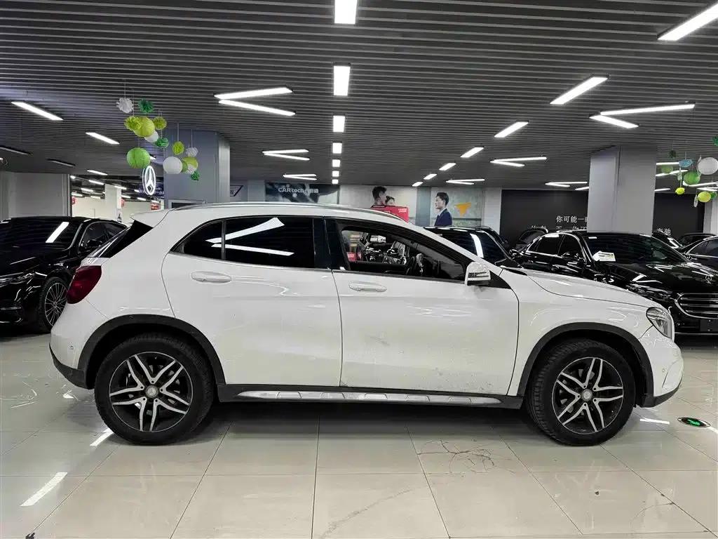 2016 Mercedes-Benz GLA 220 4MATIC Fashion Edition — миниатюра 5