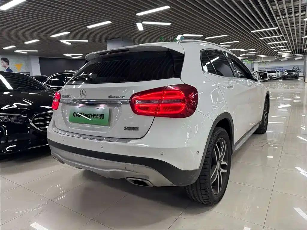 2016 Mercedes-Benz GLA 220 4MATIC Fashion Edition — миниатюра 6