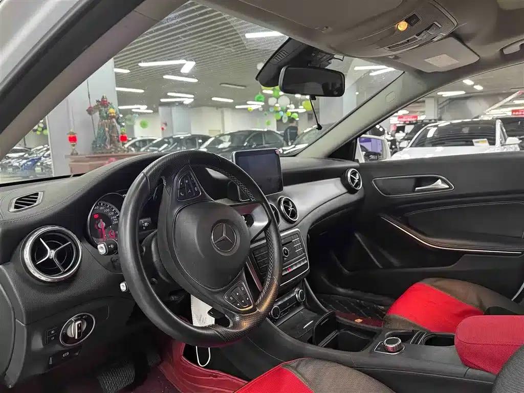 2016 Mercedes-Benz GLA 220 4MATIC Fashion Edition — миниатюра 8