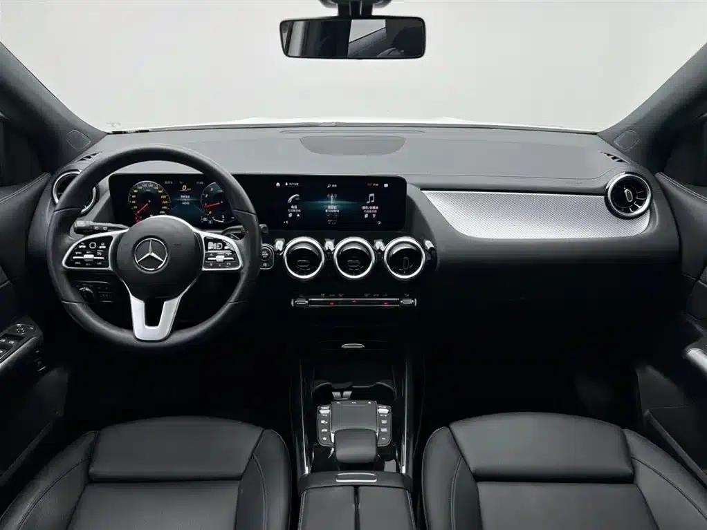 2020 Mercedes-Benz GLA 180 — миниатюра 18
