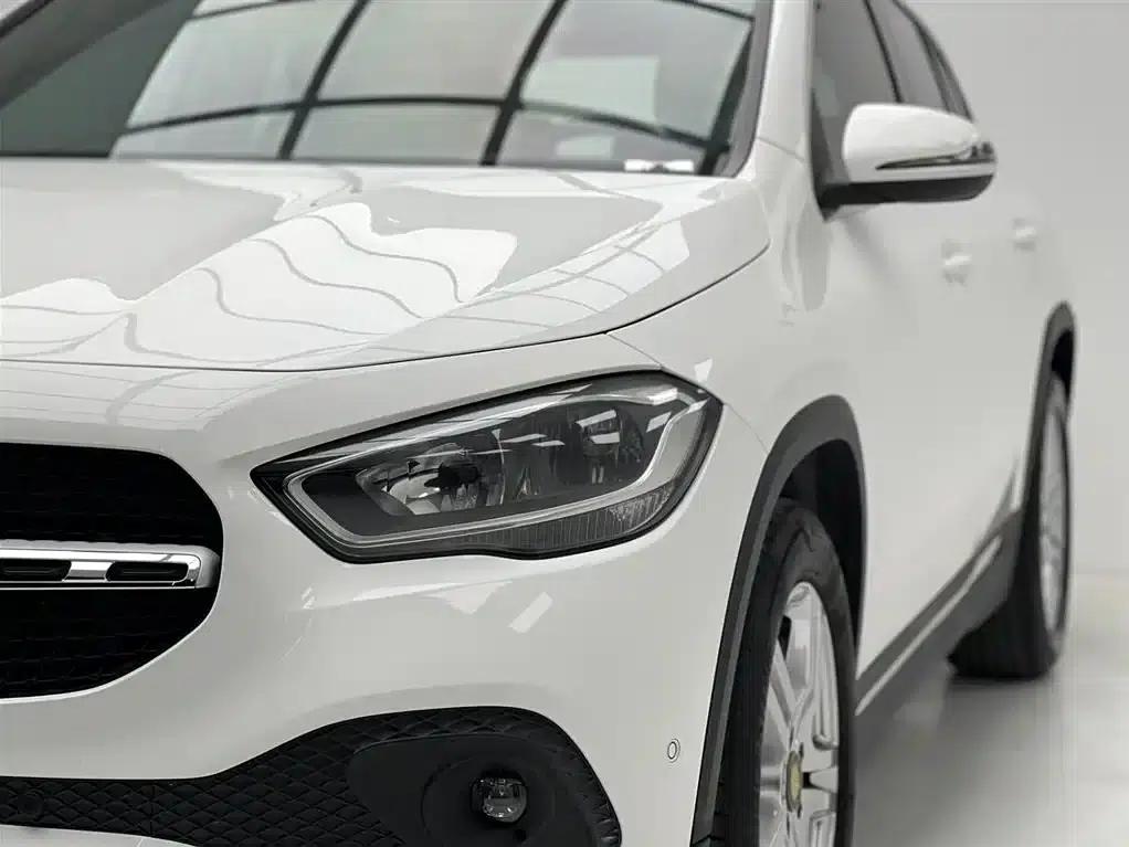 2020 Mercedes-Benz GLA 180 — миниатюра 3