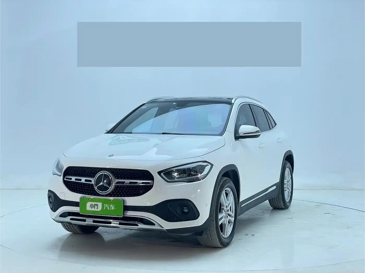 2020 Mercedes-Benz GLA 180 — миниатюра 1