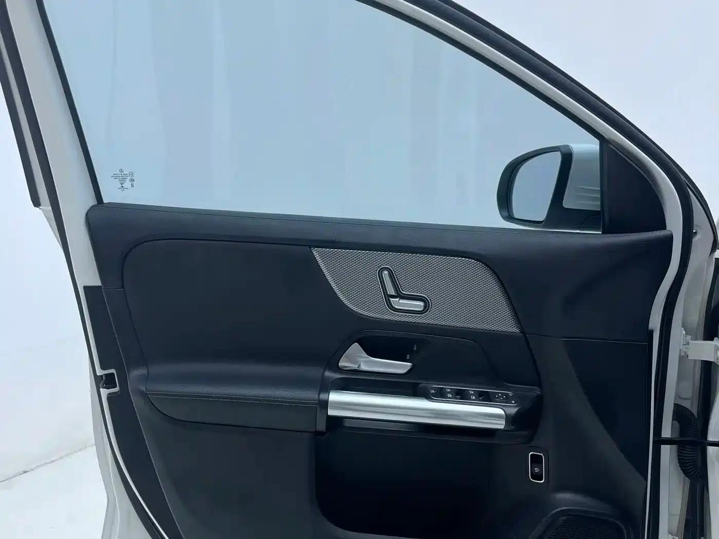 2020 Mercedes-Benz GLA 180 — миниатюра 19