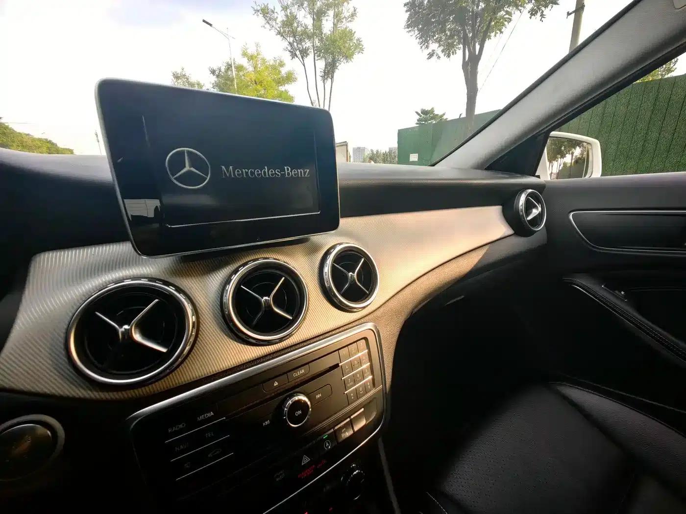 2016 Mercedes-Benz GLA 200 Dynamic — миниатюра 6