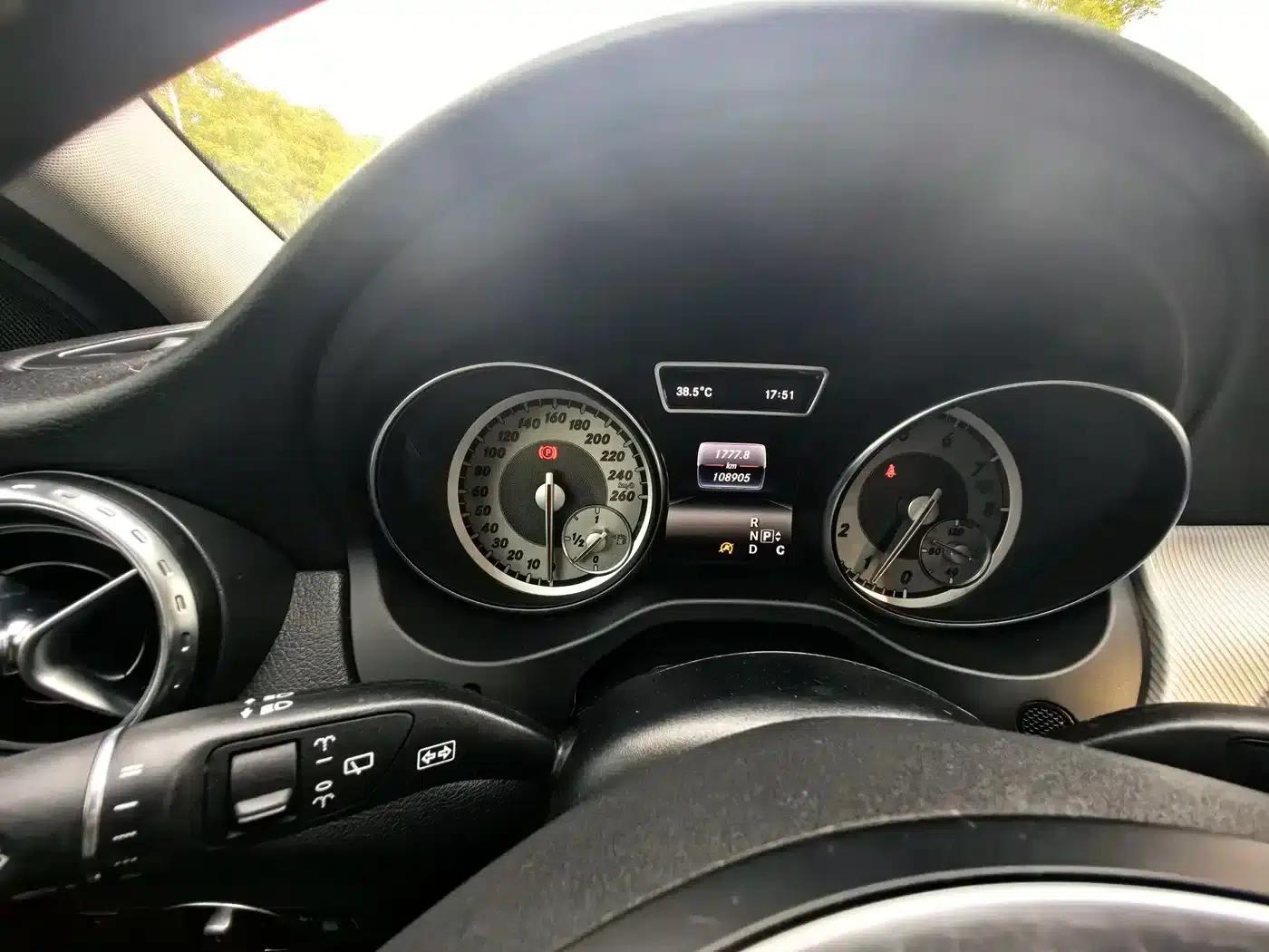 2016 Mercedes-Benz GLA 200 Dynamic — миниатюра 8
