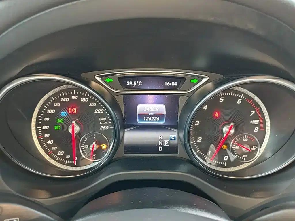 2019 Mercedes-Benz GLA 200 Fashion Edition — миниатюра 12