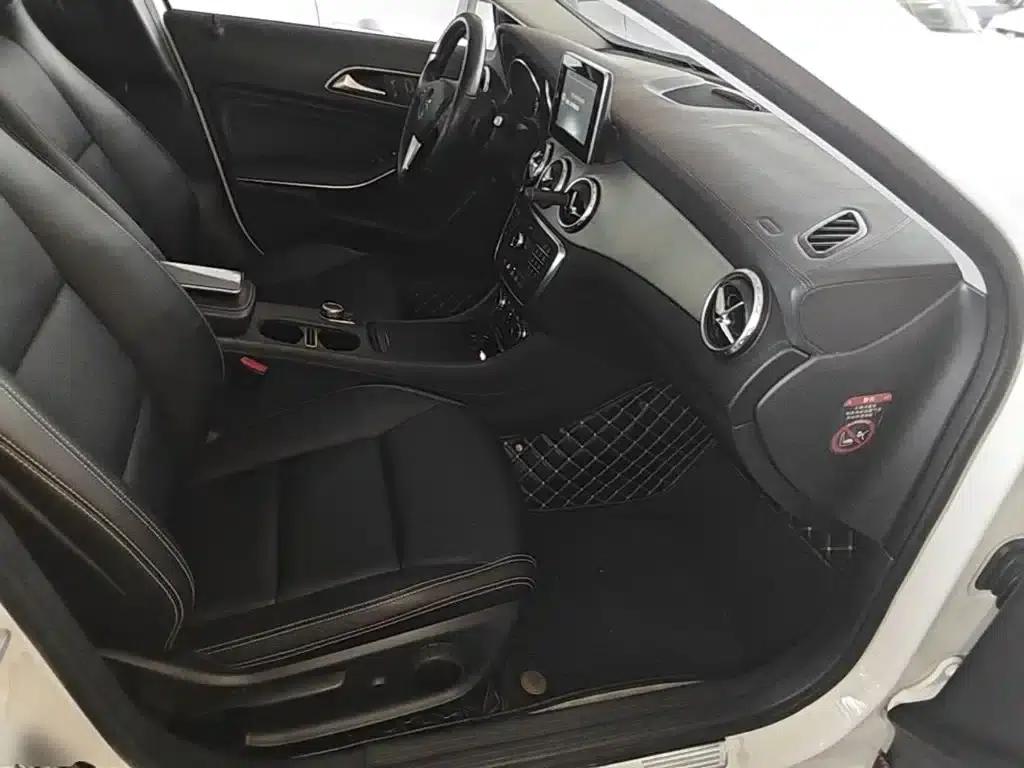 2016 Mercedes-Benz GLA 200 Fashion Edition — миниатюра 25
