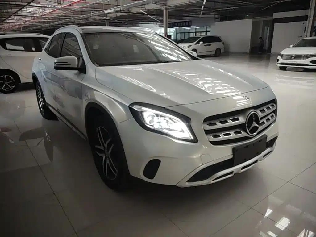 2017 Mercedes-Benz GLA 200 Fashion Edition — миниатюра 4