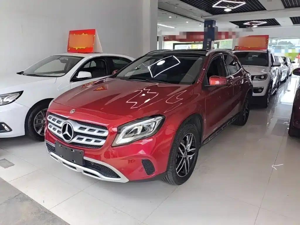 2017 Mercedes-Benz GLA 200 Fashion Edition — миниатюра 1