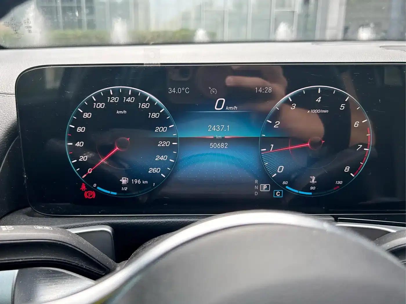 Mercedes-Benz GLB 2023 Fashion Edition — миниатюра 10