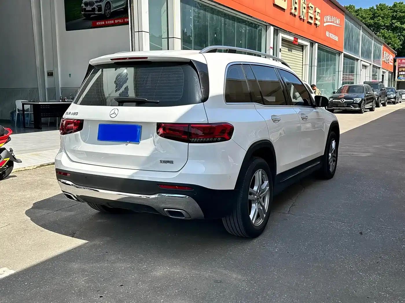 2023 Mercedes-Benz GLB 220 Dynamic — миниатюра 4
