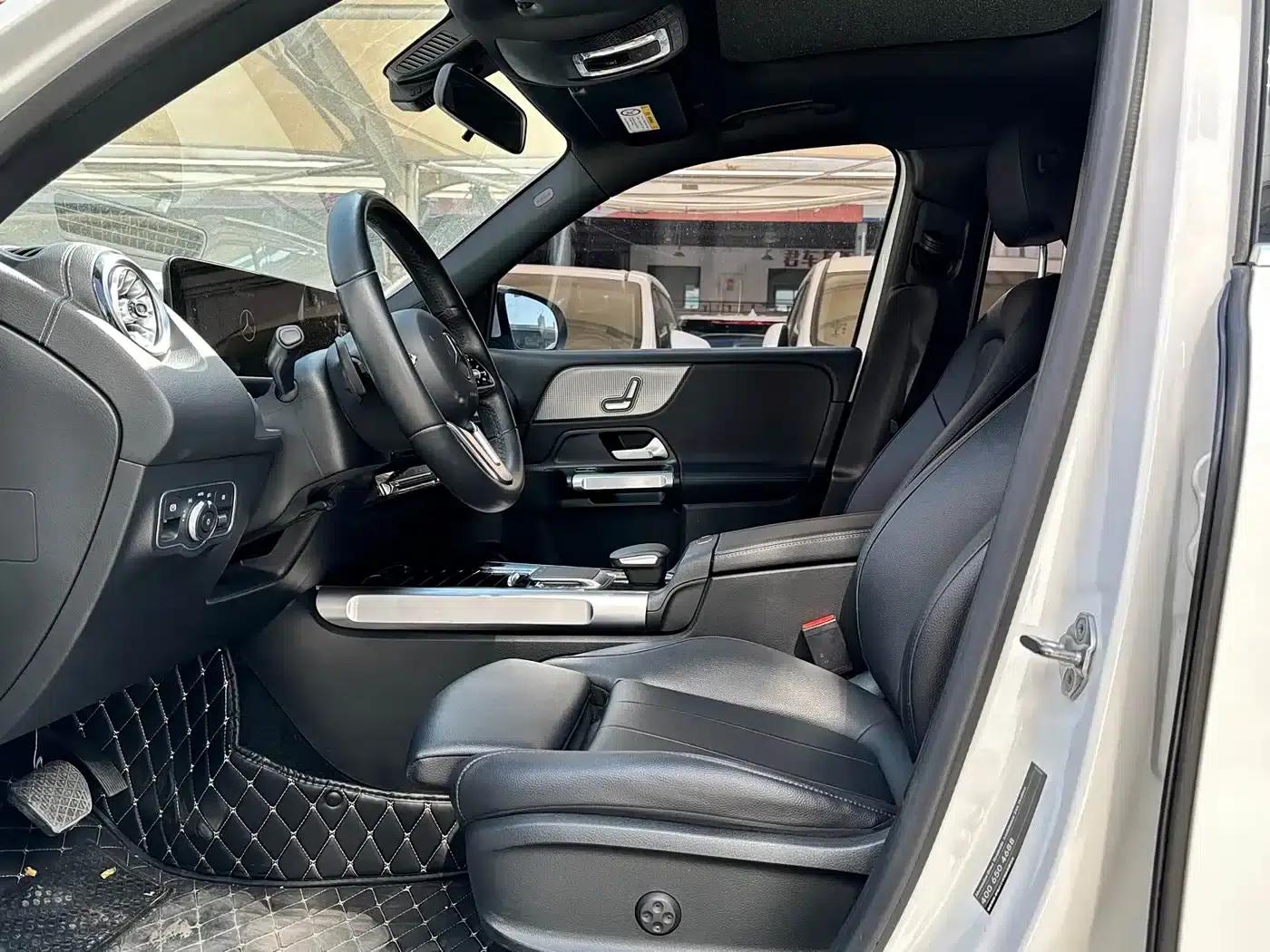 2023 Mercedes-Benz GLB 220 Dynamic — миниатюра 7