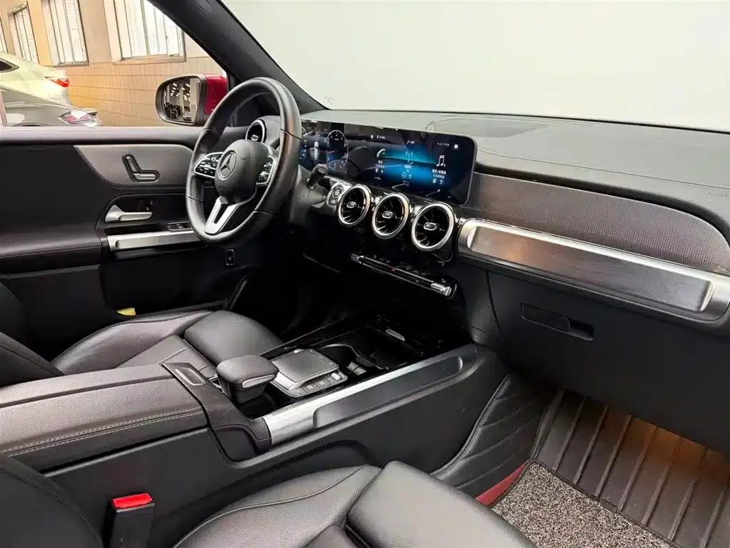 2020 Mercedes-Benz GLB 180 Dynamic — миниатюра 12