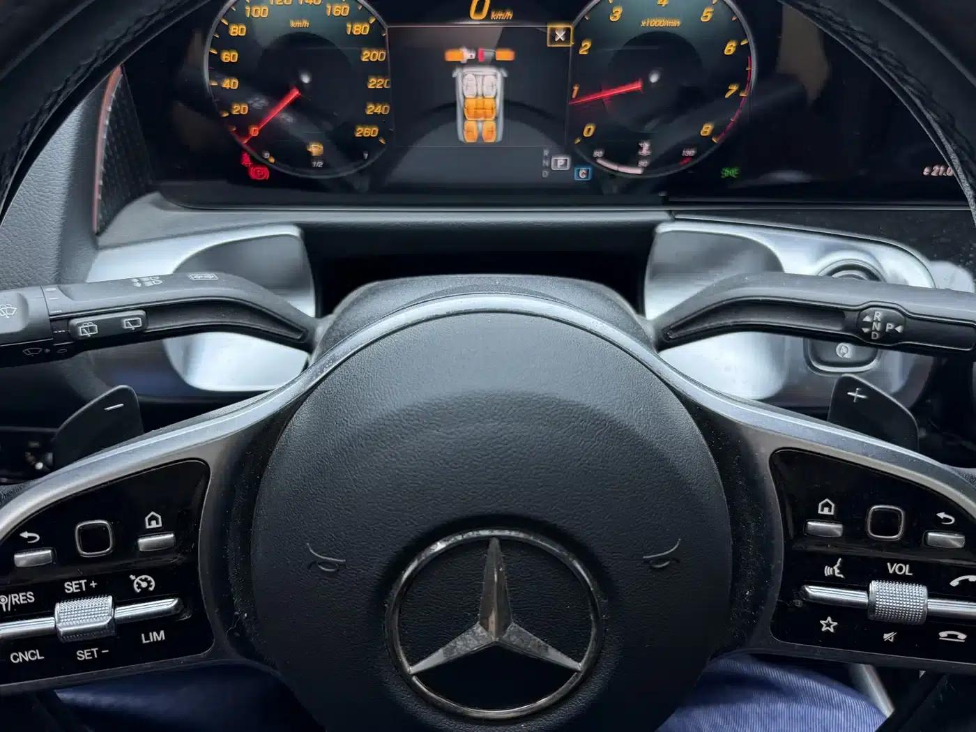 2021 Mercedes-Benz GLB 180 Fashion Edition — миниатюра 13