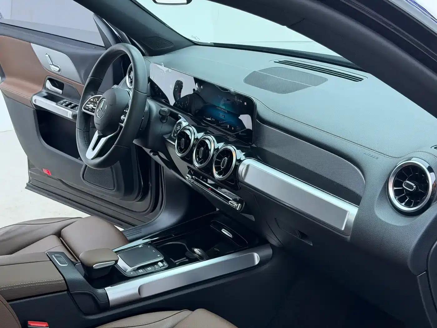2020 Mercedes-Benz GLB 180 Dynamic — миниатюра 14