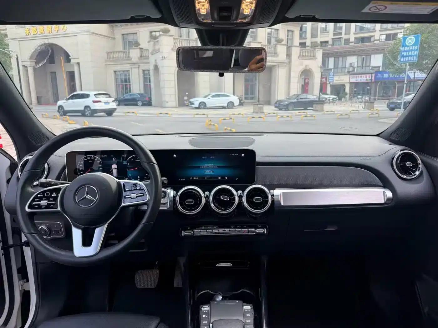 2020 Mercedes-Benz GLB 180 Fashion Edition — миниатюра 6