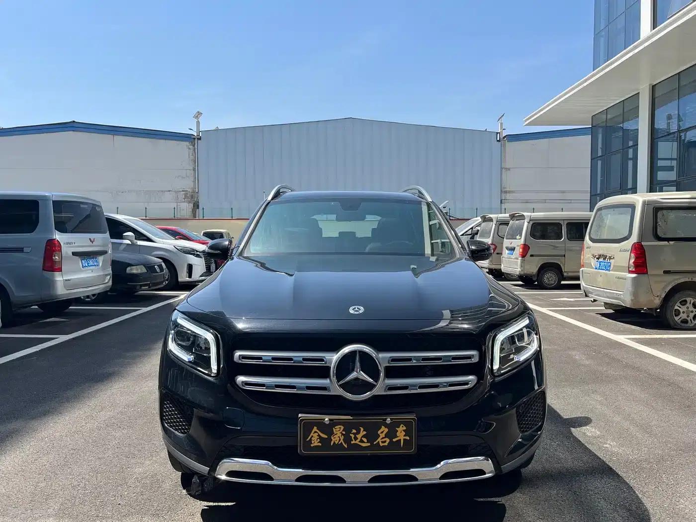 Mercedes-Benz GLB 2021 Fashion Edition — миниатюра 2