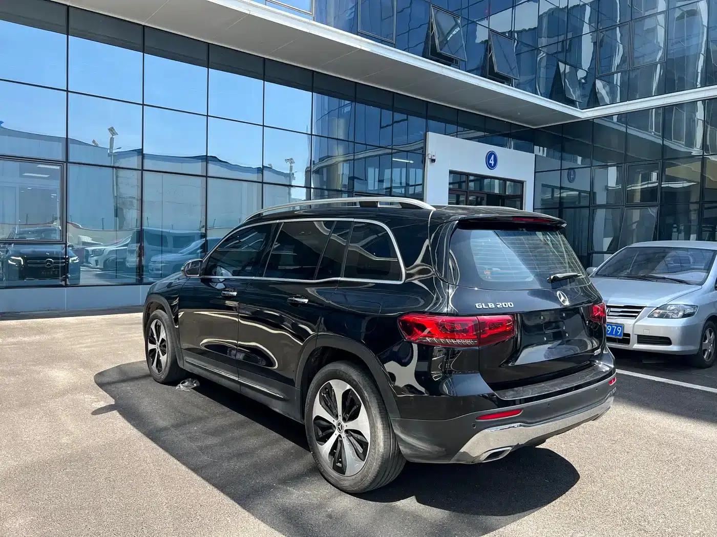 Mercedes-Benz GLB 2021 Fashion Edition — миниатюра 7