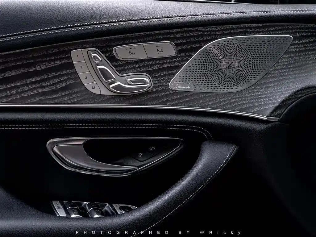 2018 Mercedes-Benz CLS 300 Dynamic — миниатюра 8