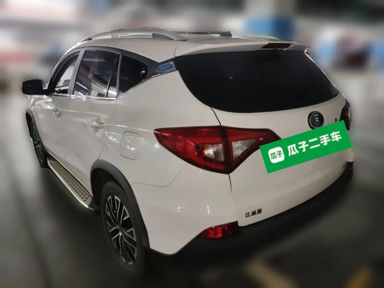 BYD Song New Energy 2017 Song DM 1.5TID All-Wheel Drive Luxury Model — миниатюра 4