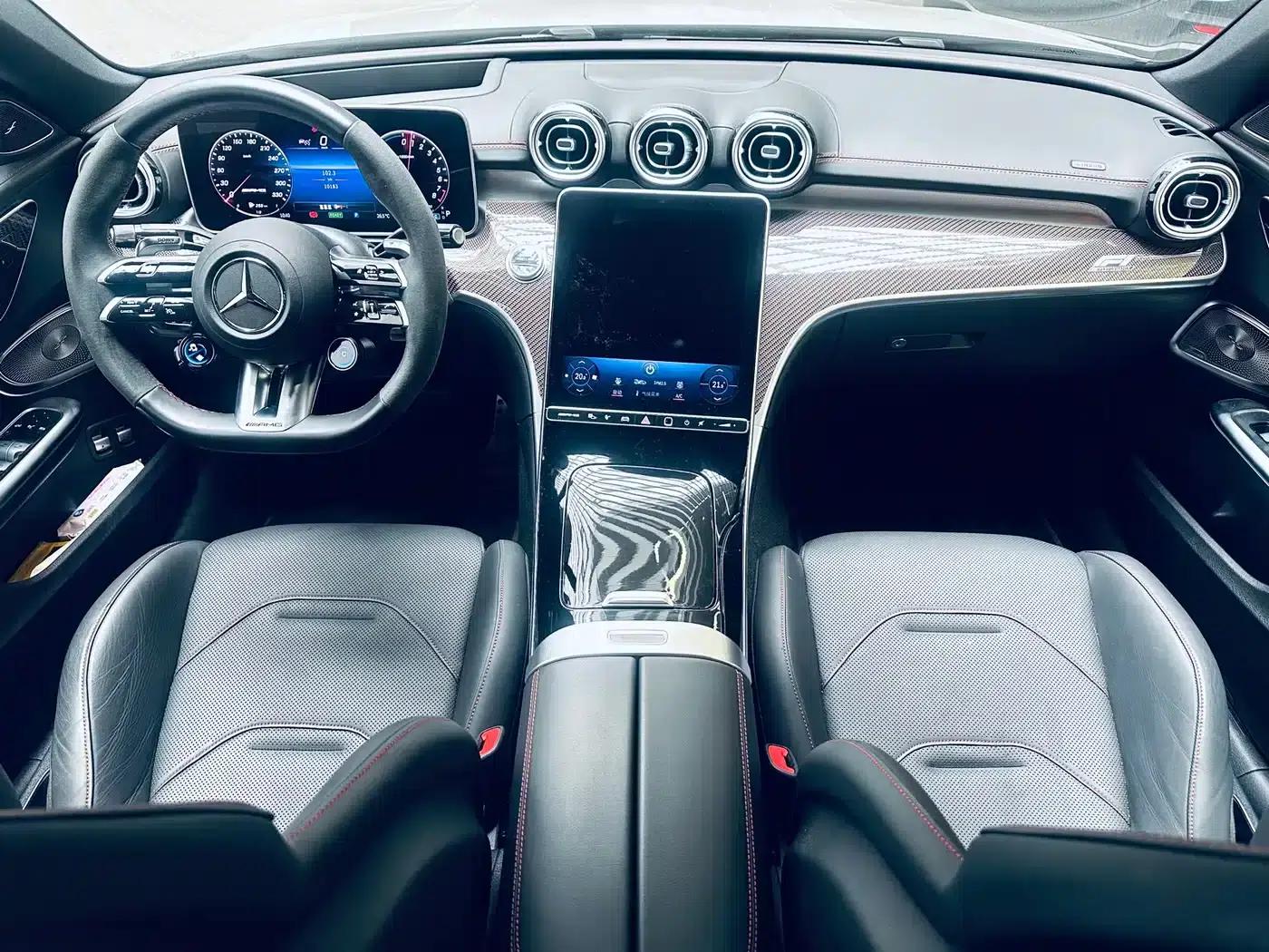 Mercedes-Benz C-Class AMG PHEV 2024 AMG C 63 SE PERFORMANCE F1 Special Edition — миниатюра 11